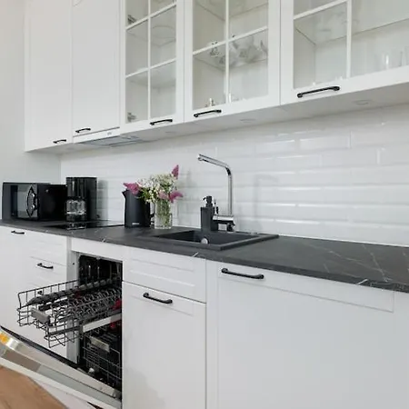 Beachfront Holiday Apartment, Sauna, Swimming Pool Appartement Pobierowo