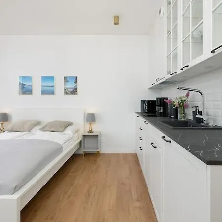 Beachfront Holiday Apartment, Sauna, Swimming Pool