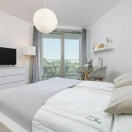 Beachfront Holiday Apartment, Sauna, Swimming Pool Appartement Pobierowo