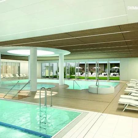 Beachfront Apartment, Sauna, Swimming Pool *