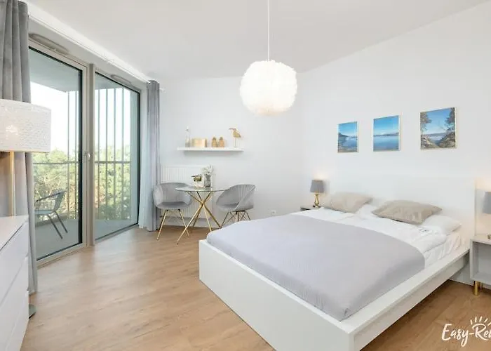 Beachfront Holiday Apartment, Sauna, Swimming Pool Appartement *