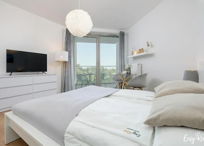 Beachfront Holiday Apartment, Sauna, Swimming Pool Appartement Pobierowo